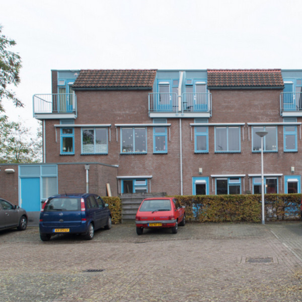 Bachlaan
                        154-1